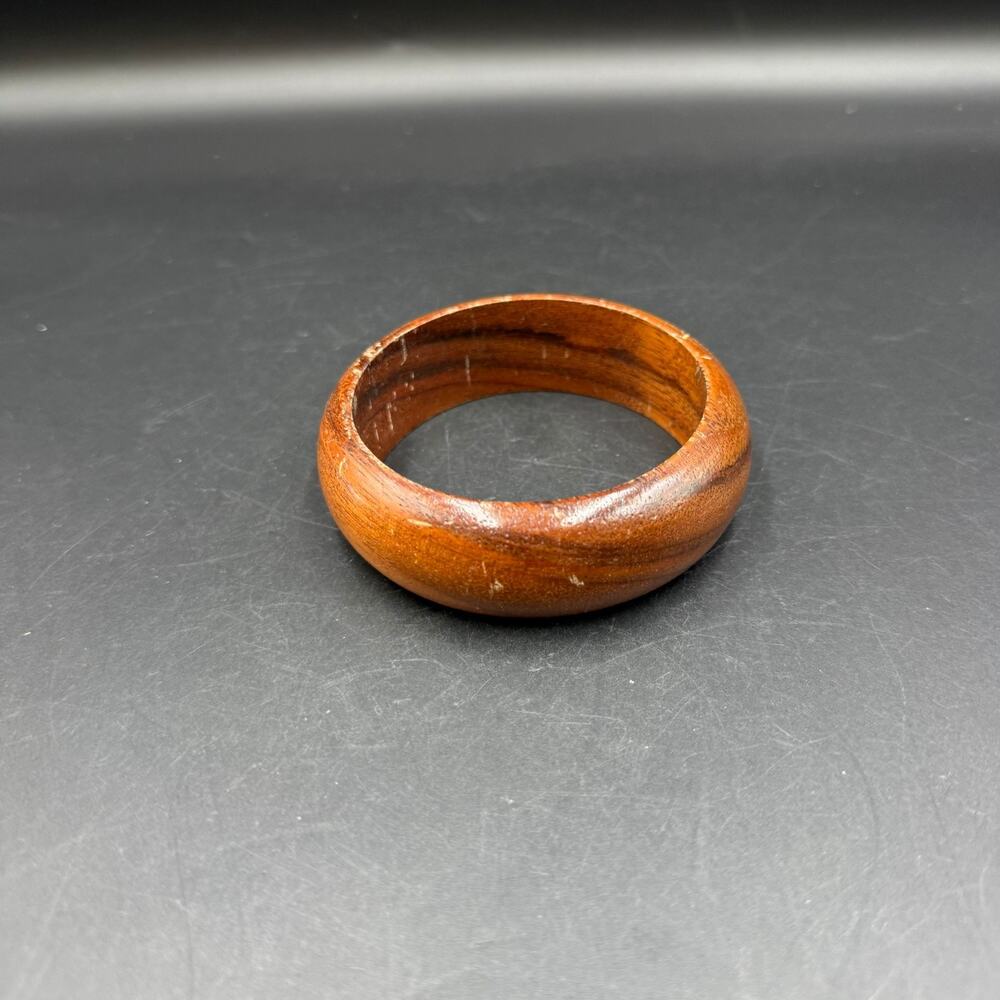 Vintage Hawaiian Wood Bangle Bracelet Dark Natural Grain